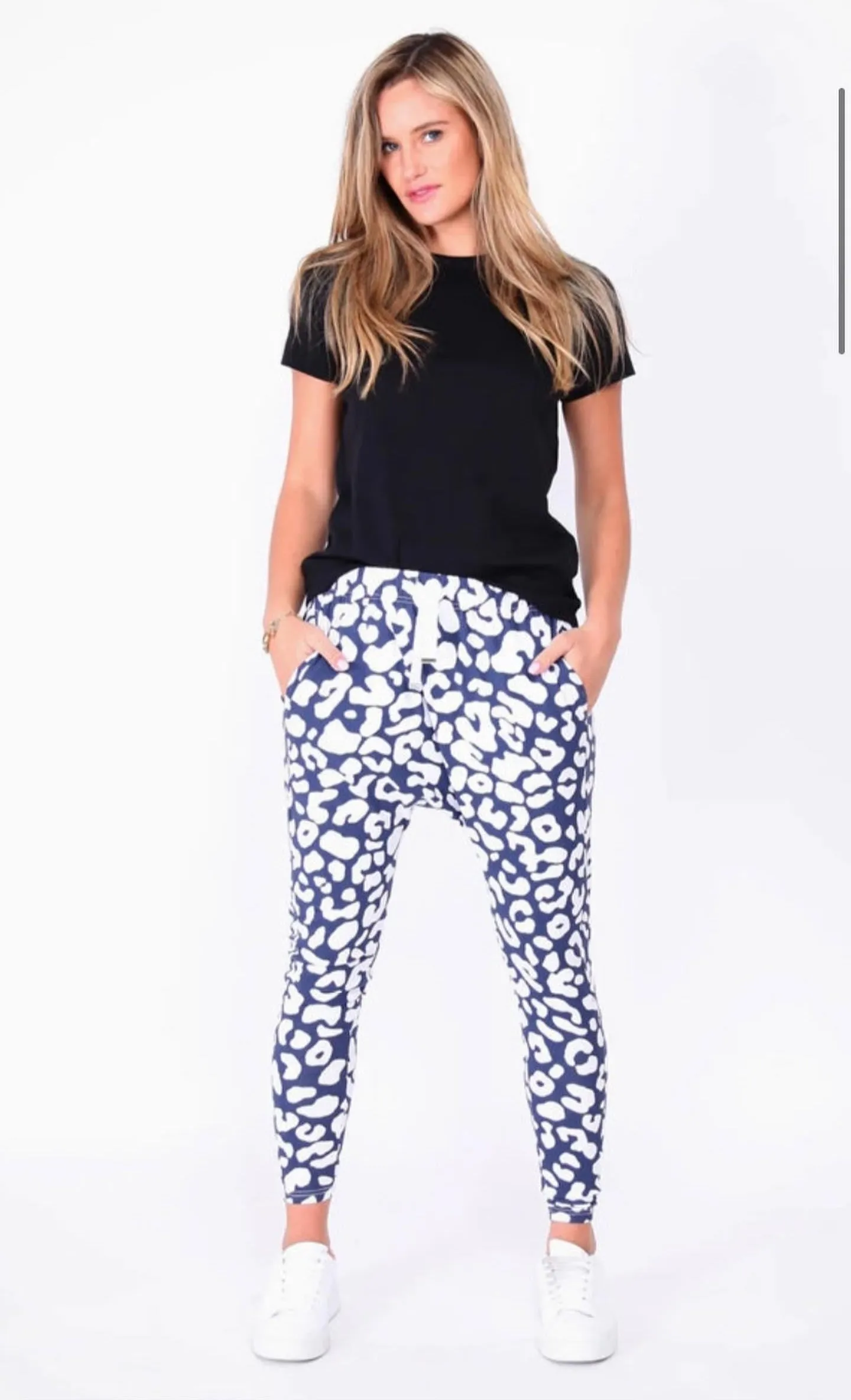 💙 NANCY Navy Blue Leopard Pants