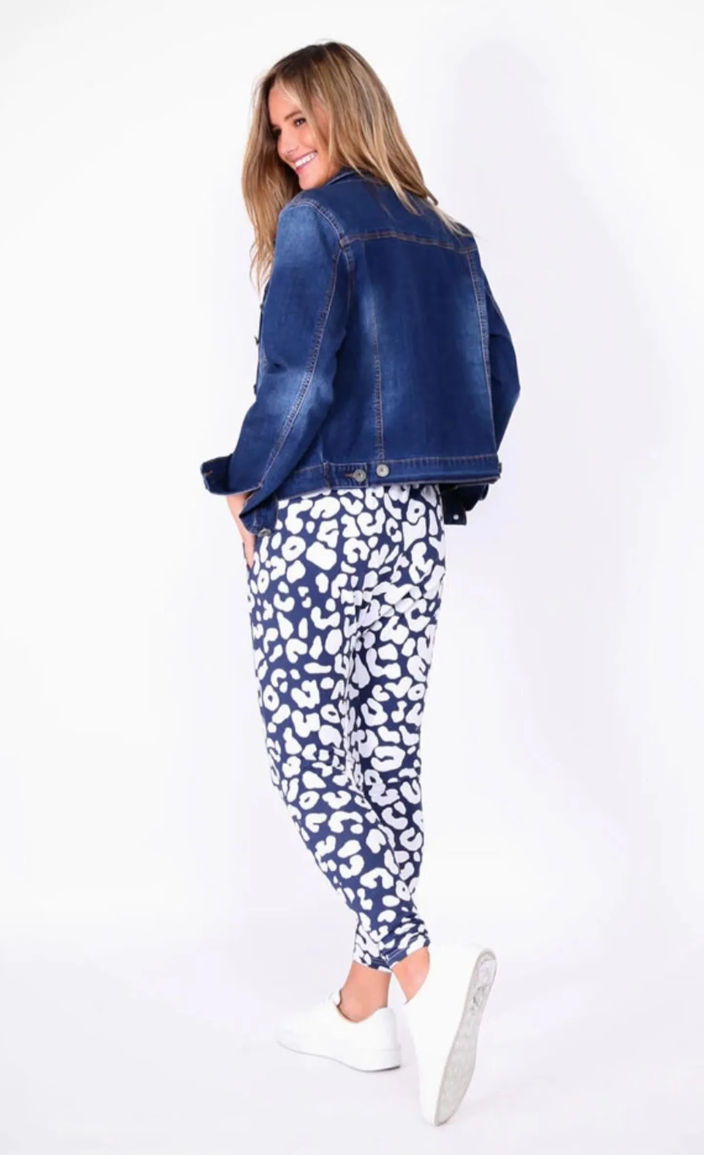 💙 NANCY Navy Blue Leopard Pants