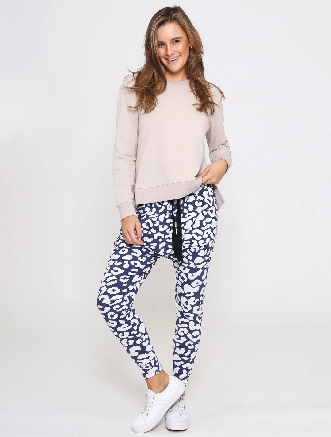 💙 NANCY Navy Blue Leopard Pants
