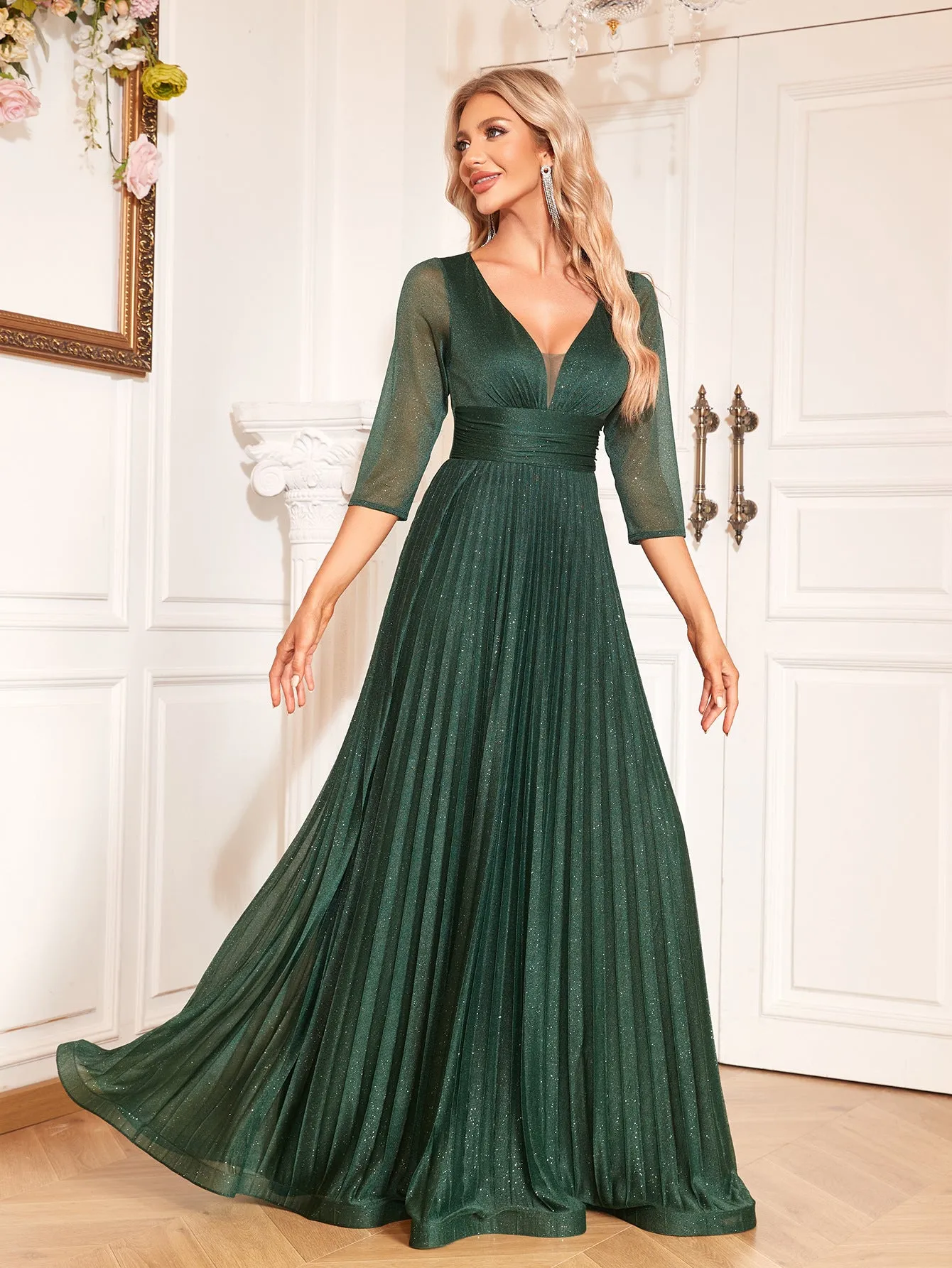 Elegant Lace 3/4 Sleeve Evening Dress