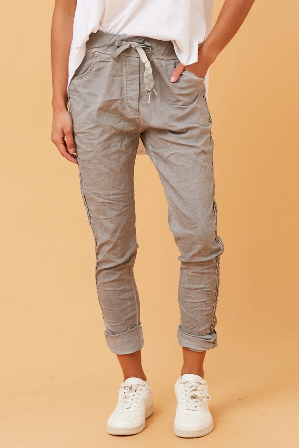 JANJA DIAMANTE DETAIL JOGGER PANTS