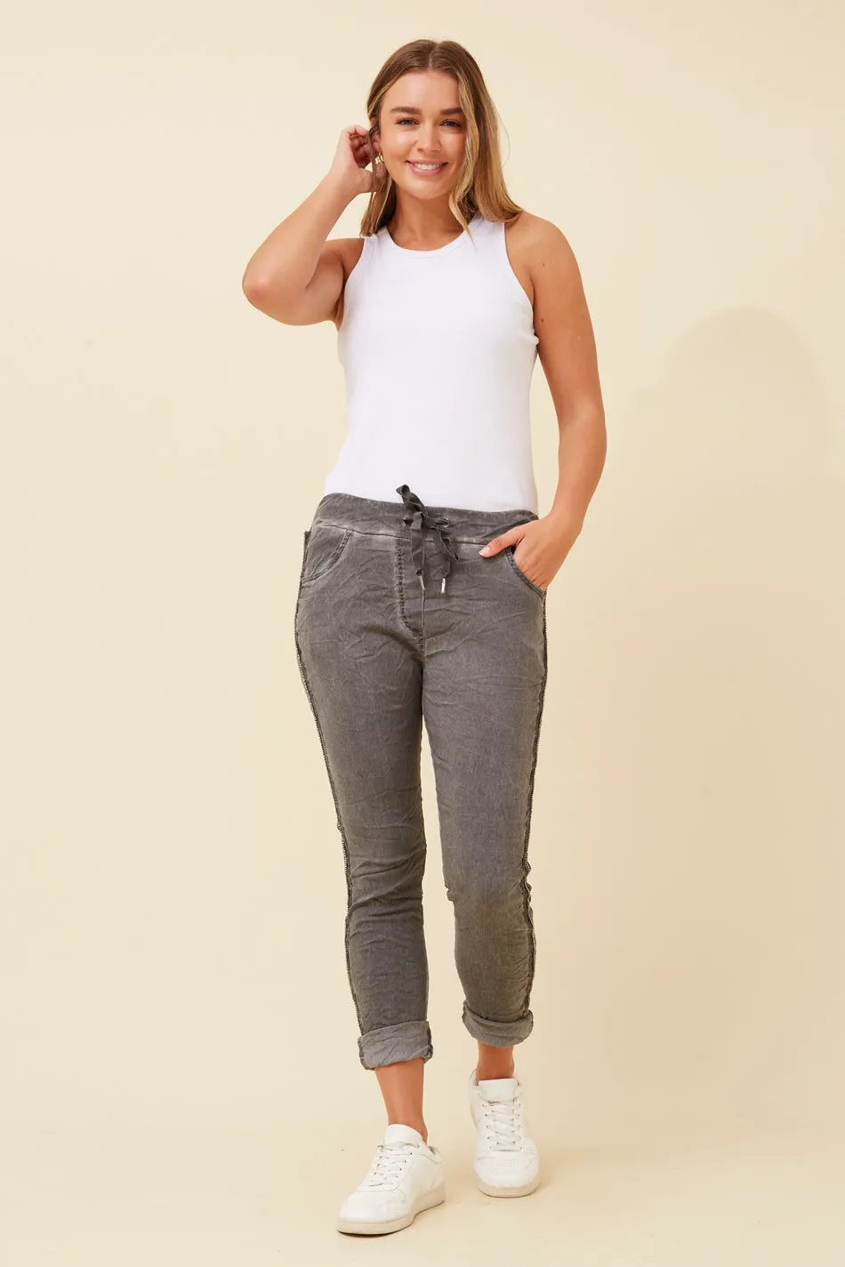 JANJA DIAMANTE DETAIL JOGGER PANTS