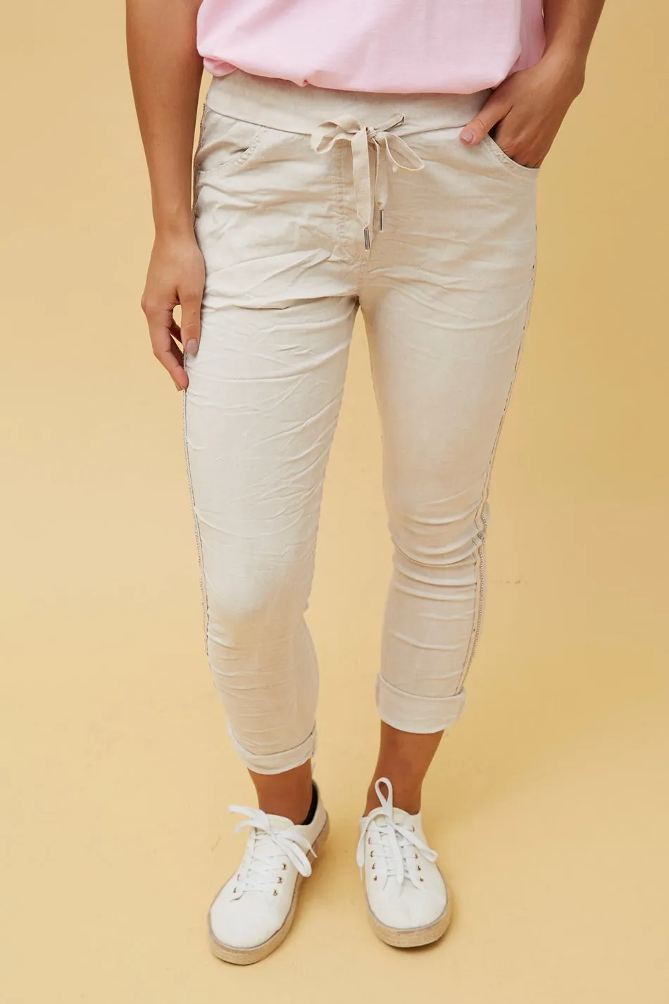 JANJA DIAMANTE DETAIL JOGGER PANTS