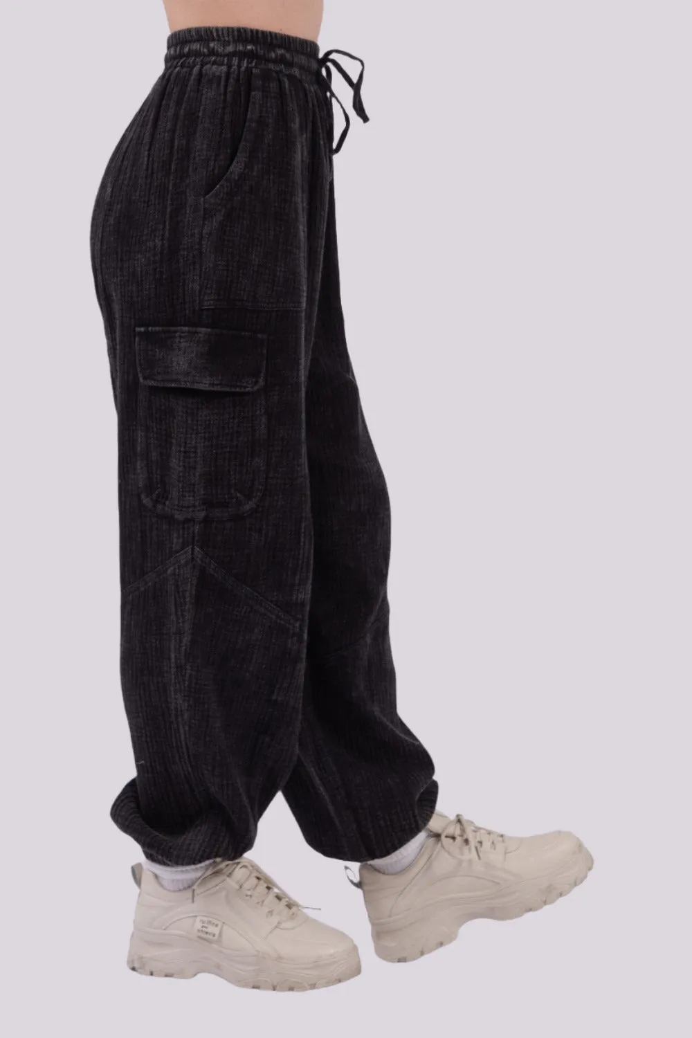 Washed Cotton Gauze Cargo Joggers in Black