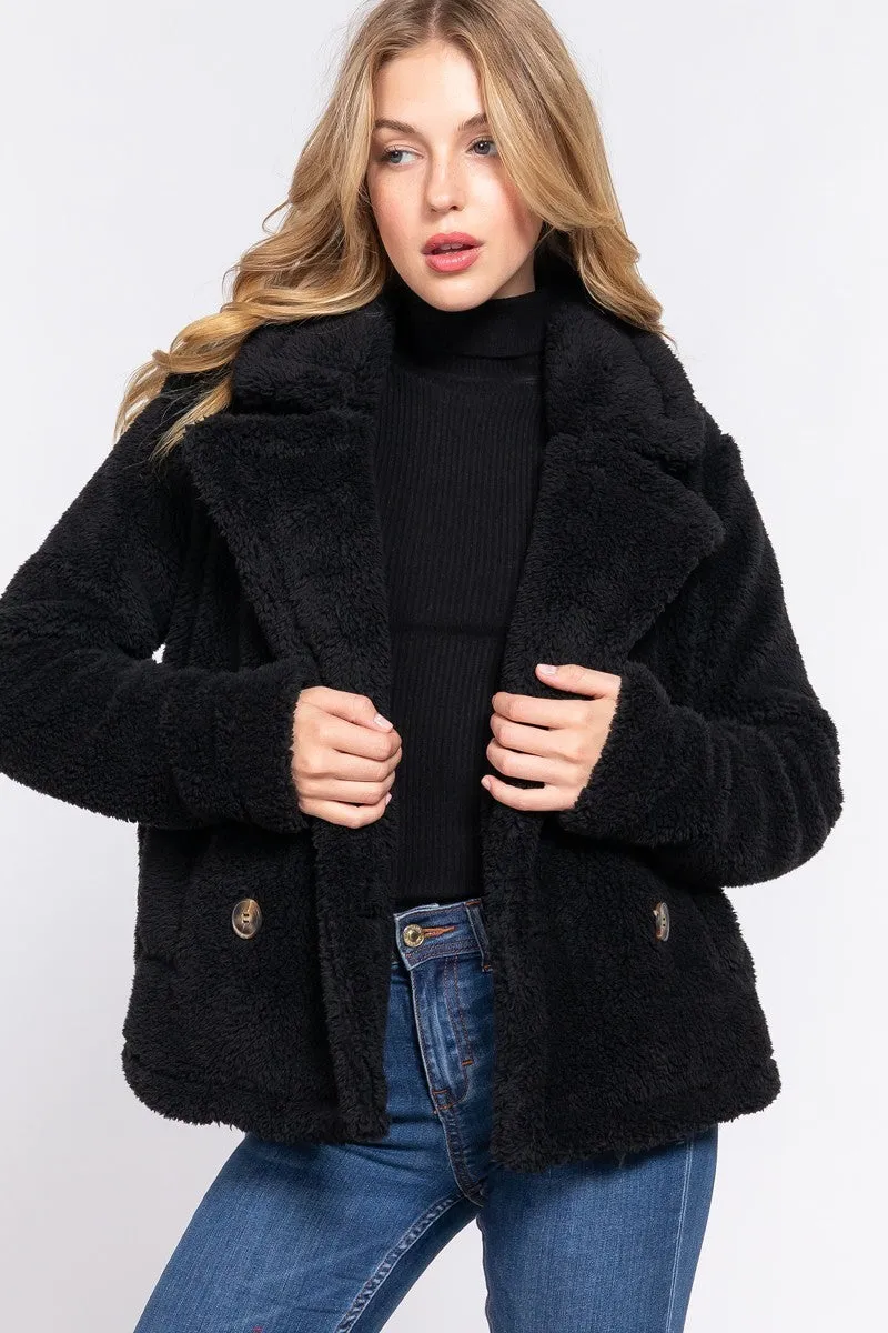 Wrap Yourself in Luxury: Stylish Cozy Sherpa Jacket